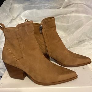 Dolce Vita Booties